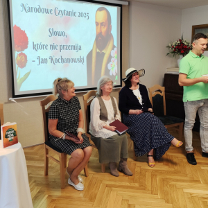 Narodowe czytanie w DPS
